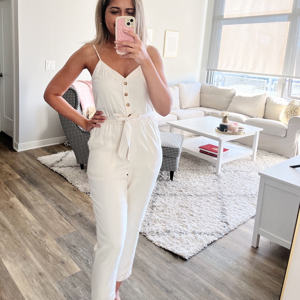 NWT ABERCROMBIE White Jumpsuit Size Small